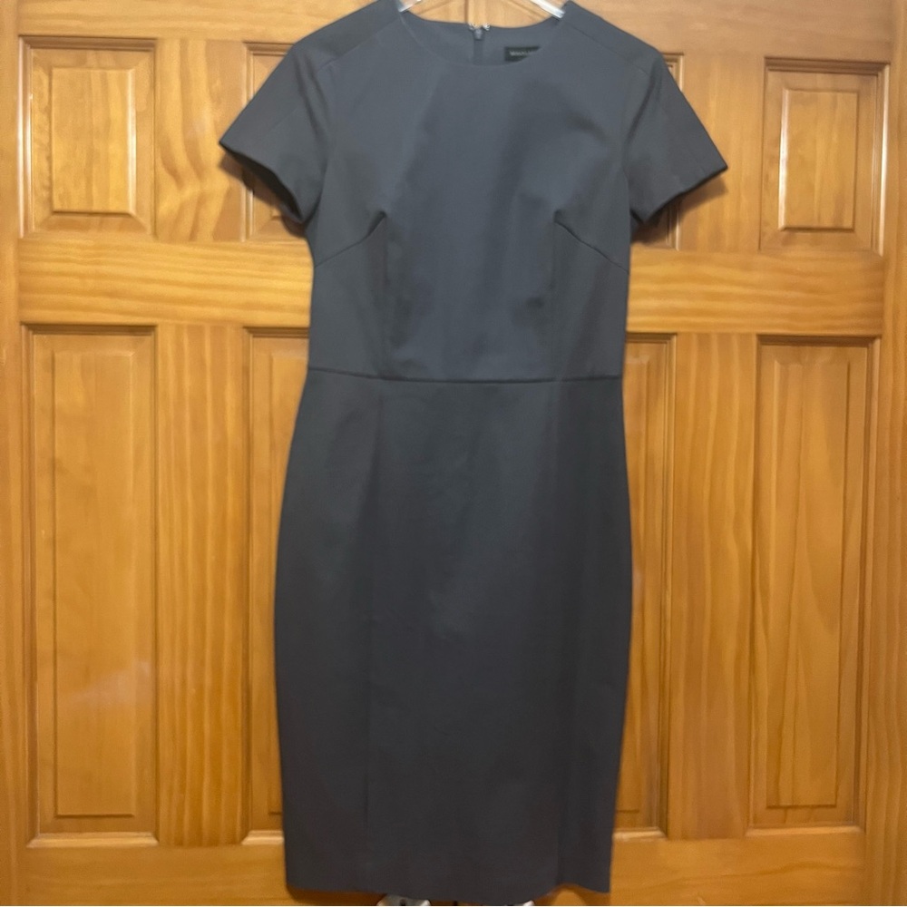 Banana Republic Gray Dress Size 6
NWT Modest Career